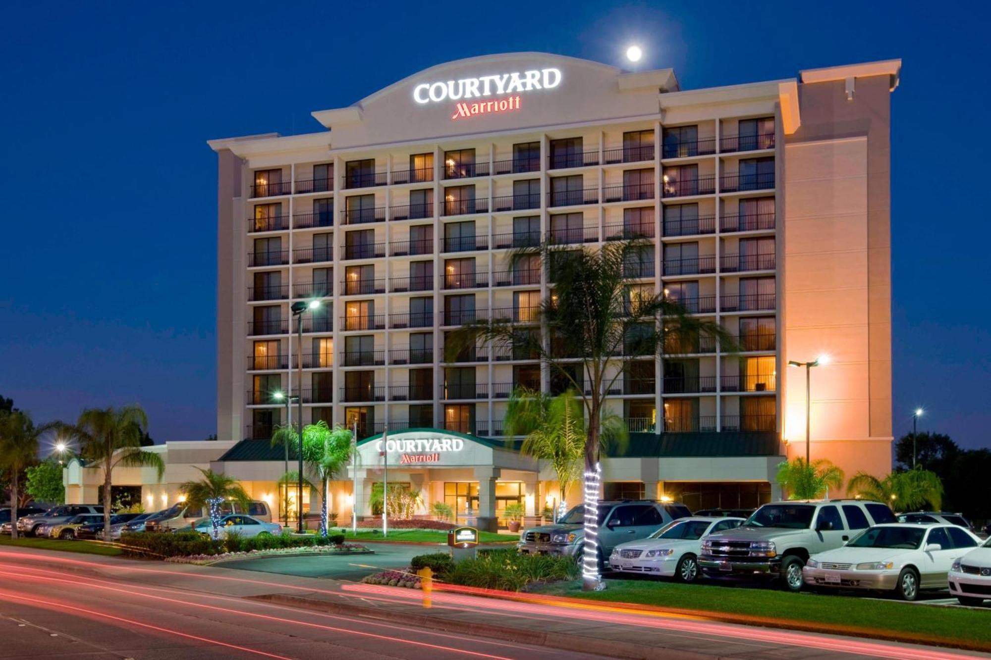 Courtyard By Marriott Los Angeles Pasadena/Monrovia Ngoại thất bức ảnh