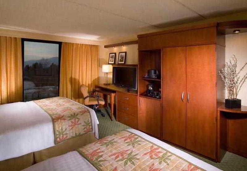 Courtyard By Marriott Los Angeles Pasadena/Monrovia Ngoại thất bức ảnh